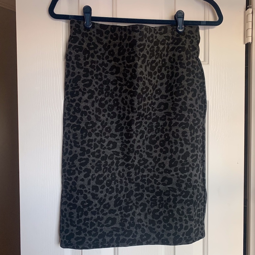 LOFT Leopard Pencil Skirt